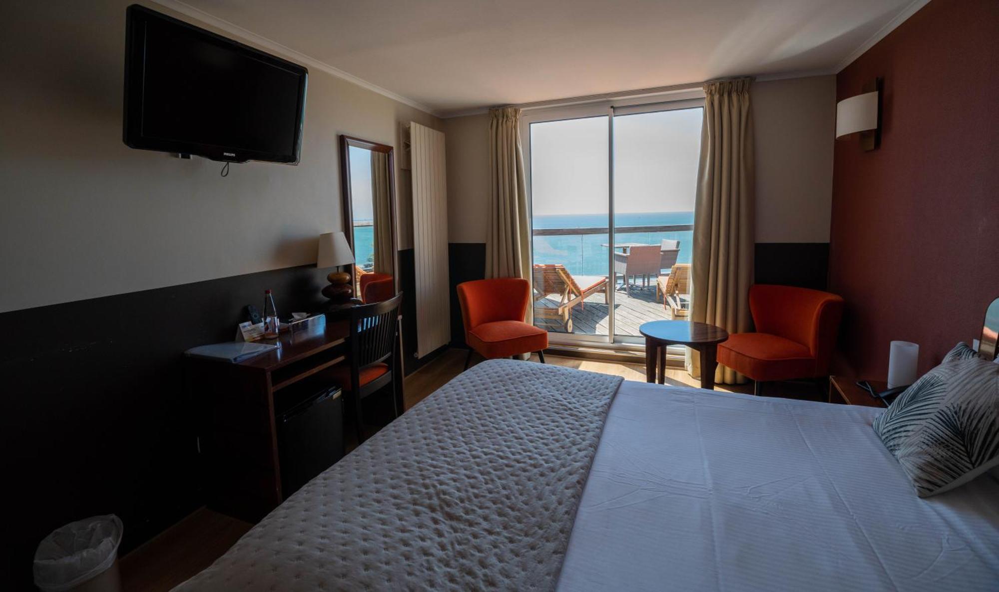 Logis Hotel - La Petite Rade Le Havre Luaran gambar