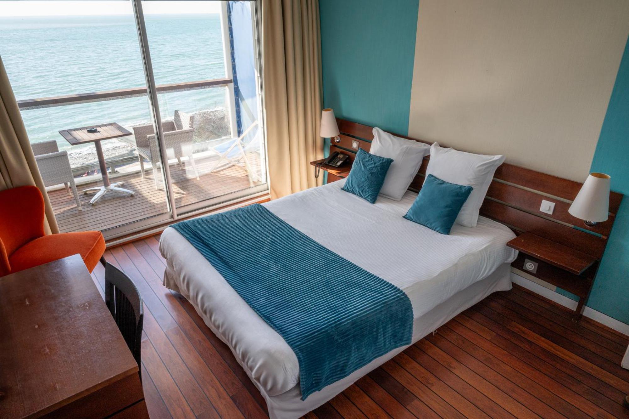 Logis Hotel - La Petite Rade Le Havre Luaran gambar